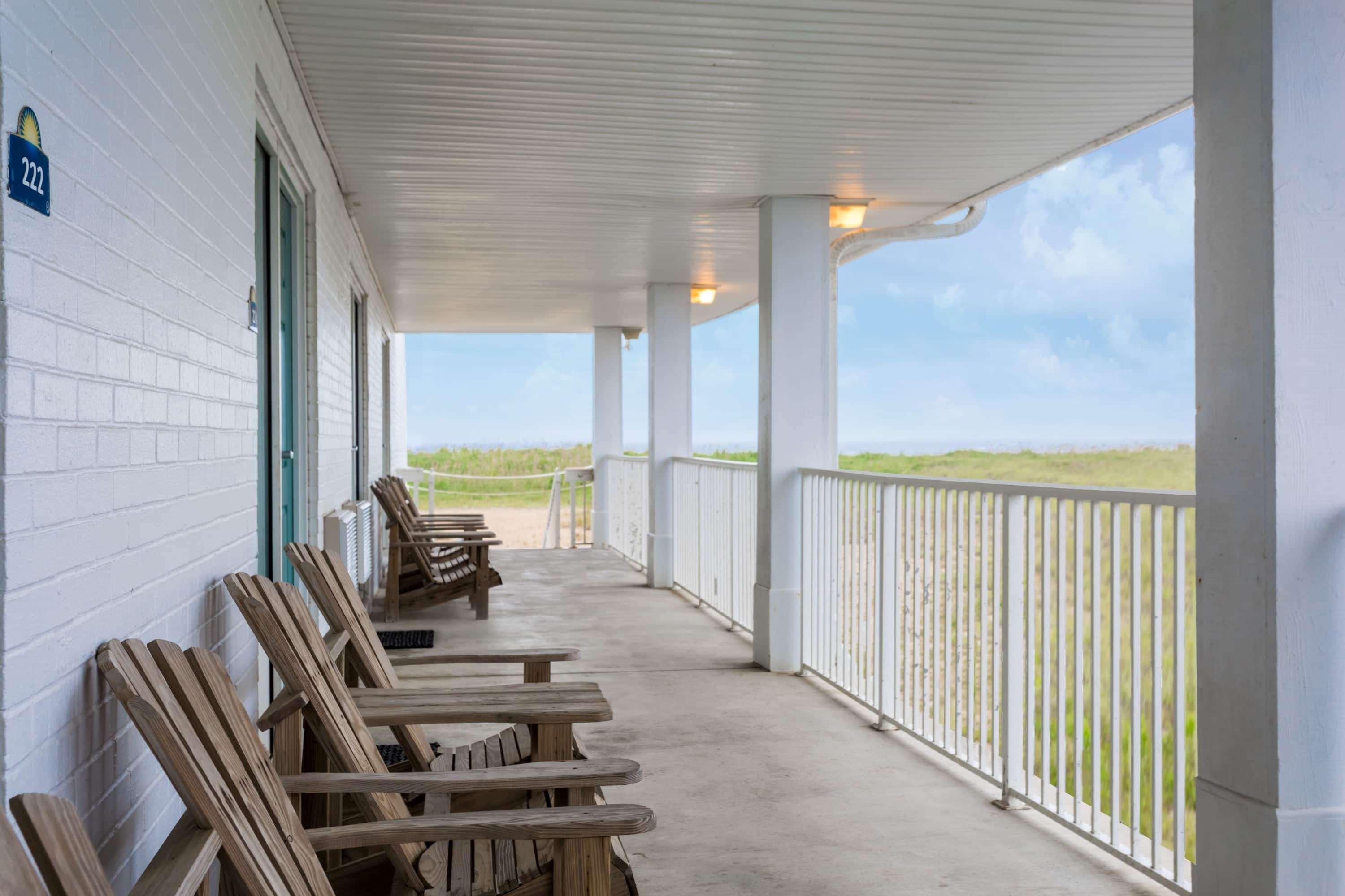Days Inn By Wyndham Kill Devil Hills Oceanfront - Wilbur Экстерьер фото